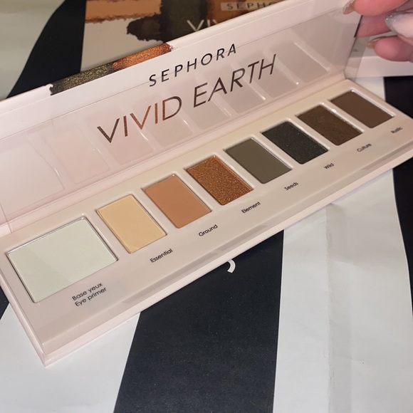 Sephora: Vivid earth Pallette - Picture 4 of 5